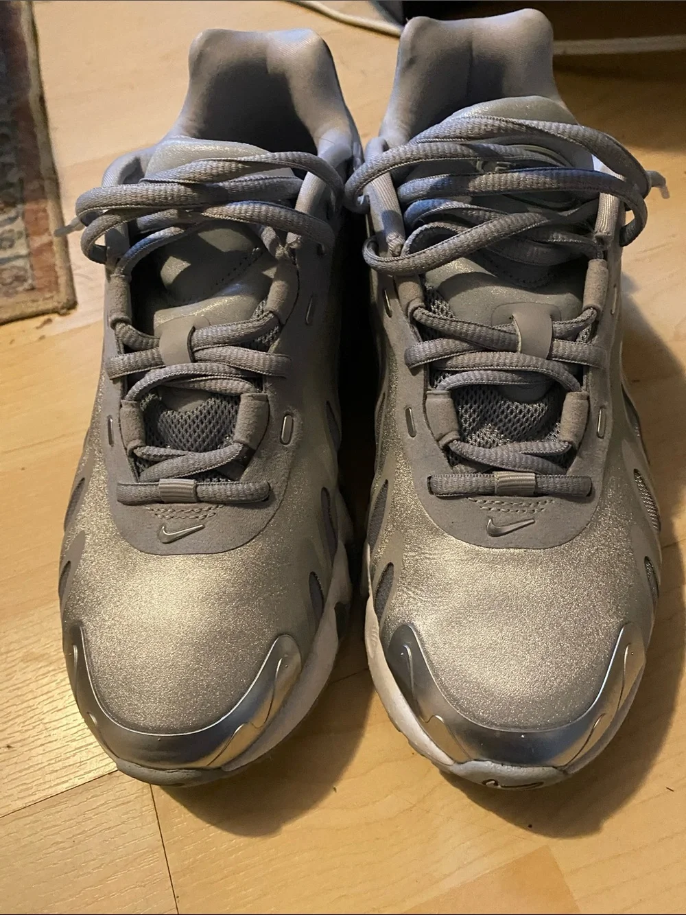 Women’s Silver Nike Air Max Dn8 Size 7 like new